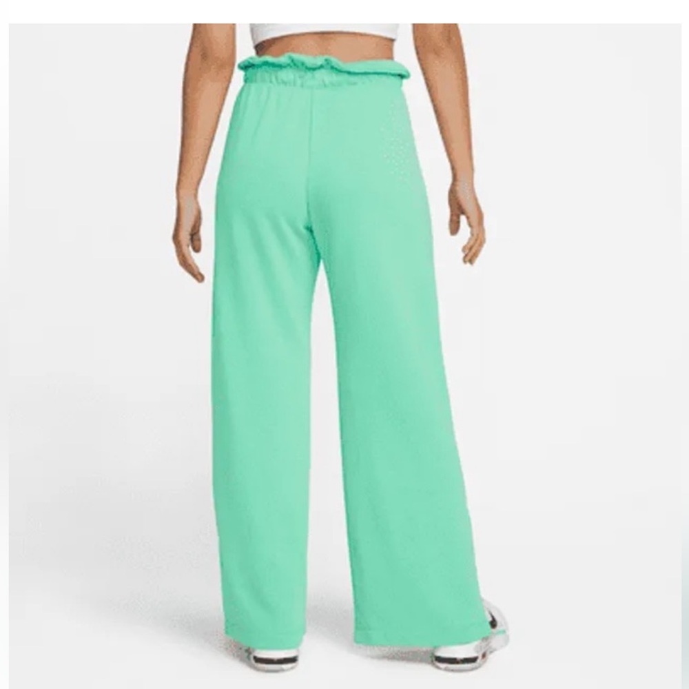 NWOT Nike Mint Green Wide-Leg Track Pants - Picture 3 of 7